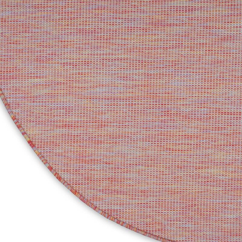 HomeRoots Contemporary Round Outdoor Rug - 6' Round