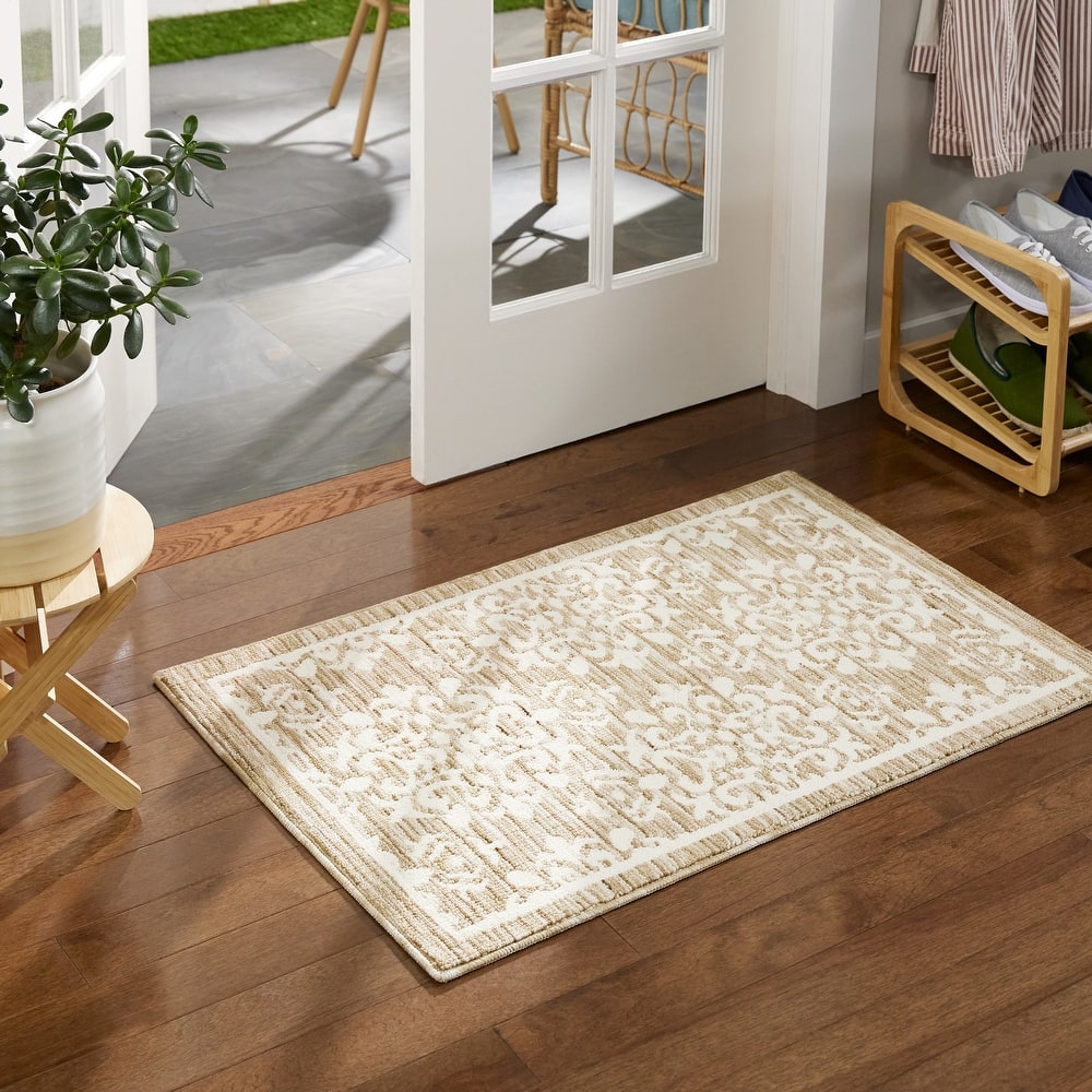 TOWN & COUNTRY EVERYDAY Walker Damask Medallion Everwash Washable Multi-Use Non-Slip Backing Decorative Rug