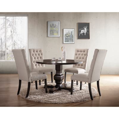 Carolina Living Carson 47" Round Pedestal Table