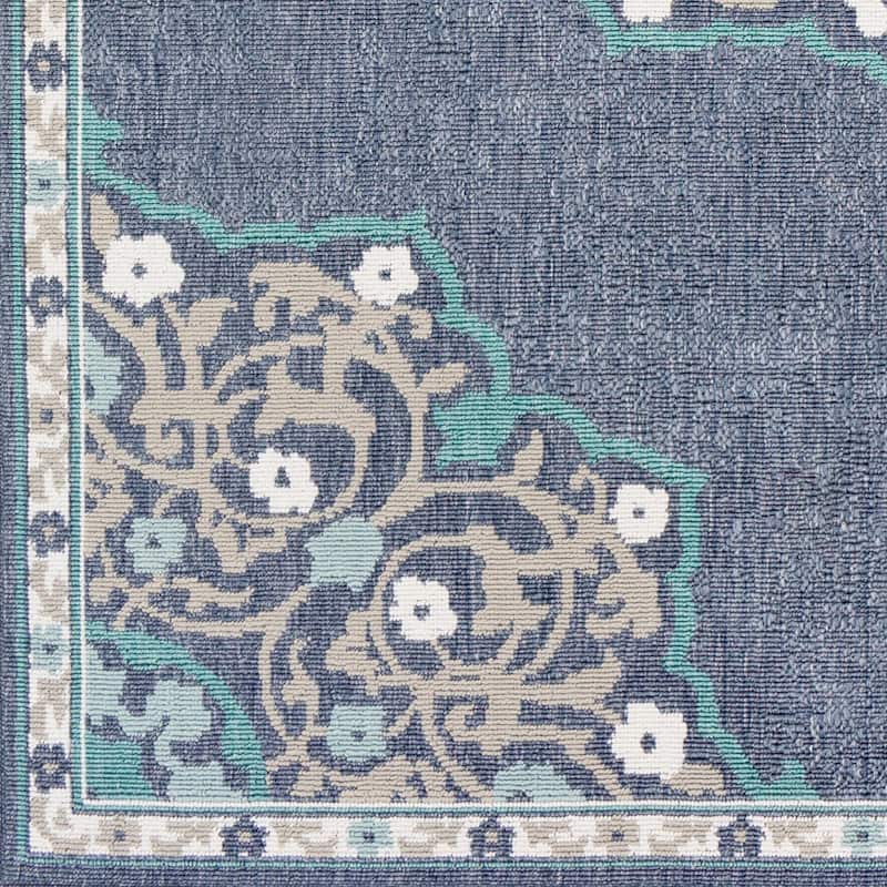 Erminio Medallion Indoor/ Outdoor Runner - 2'3" x 7'9" Runner