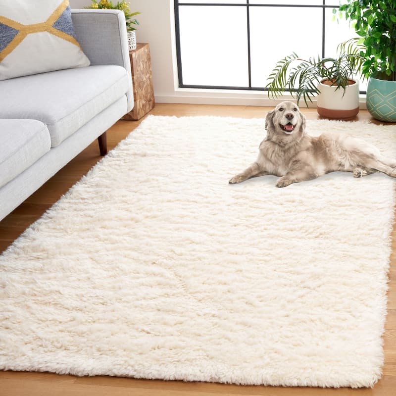 SAFAVIEH Handmade Casablanca Sanami Shag Wool Rug