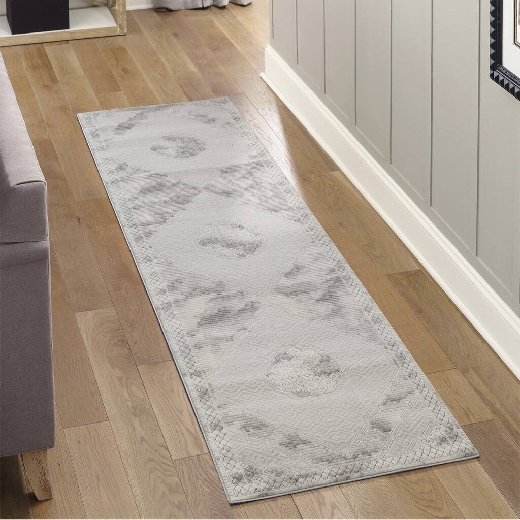 Gray 2 ft. 7 in. x 9 ft. 10 in. Luxury Area Rug, 0.43 Pile Height – Sophisticated Warmth for Any Room - 6' x 7'
