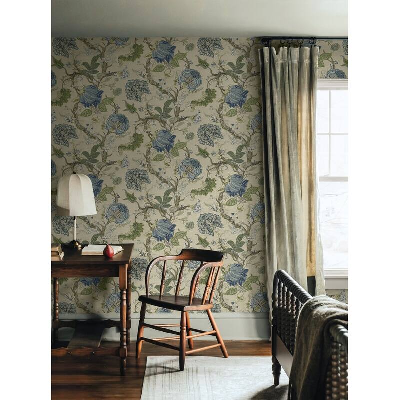 Harry & Grace Jacobean Trail Premium Matte Non-Woven Peel and Stick Wallpaper