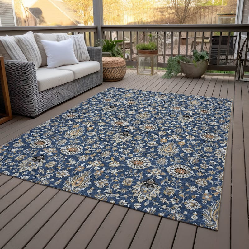 Machine Washable Indoor/Outdoor Traditional Persian Chantille Rug