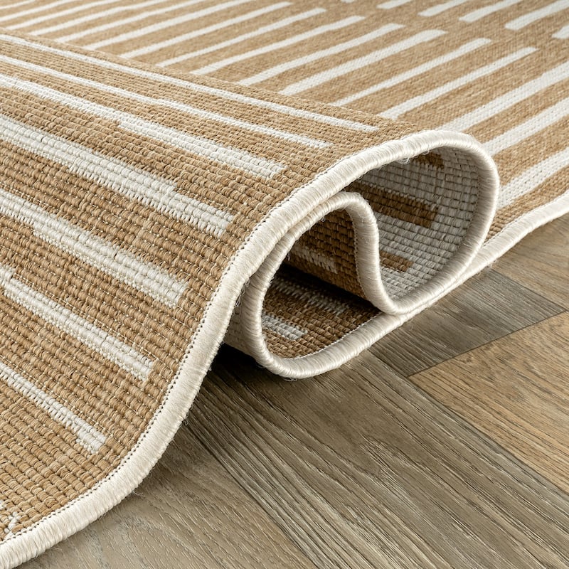 World Rug Gallery Contemporary Stripe Weather Resistant Reversible Indoor/Outdoor Area Rug