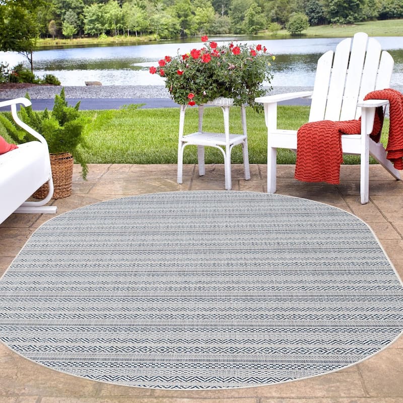 Outdoor Laaset Collection Area Rug