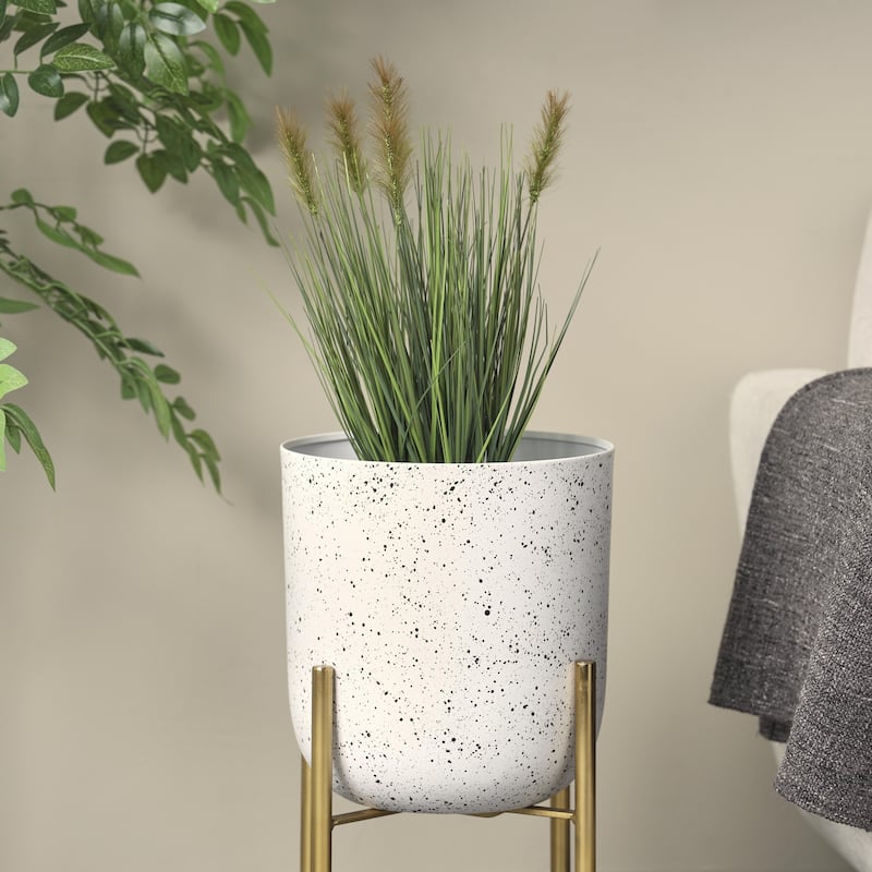 Faux Foliage Onion Grass Artificial Plant with Black Plastic Pot - Green - Roche River Decor