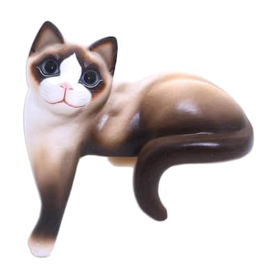 Handmade Wistful Kitty Wood statuette (Indonesia) - 26 x 26 x 15
