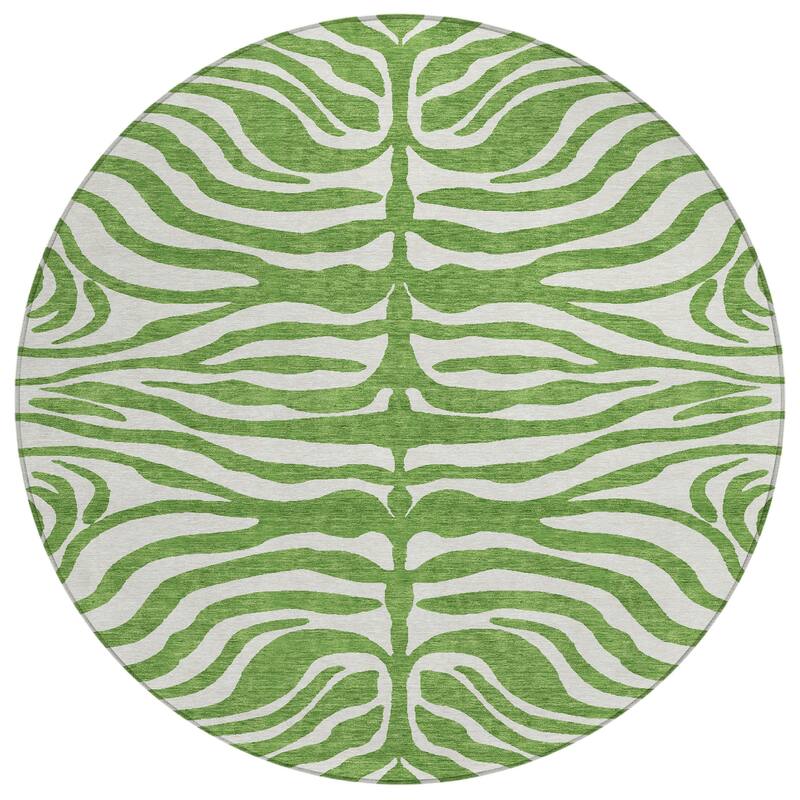 Machine Washable Indoor/ Outdoor Modern Animal Print Chantille Rug