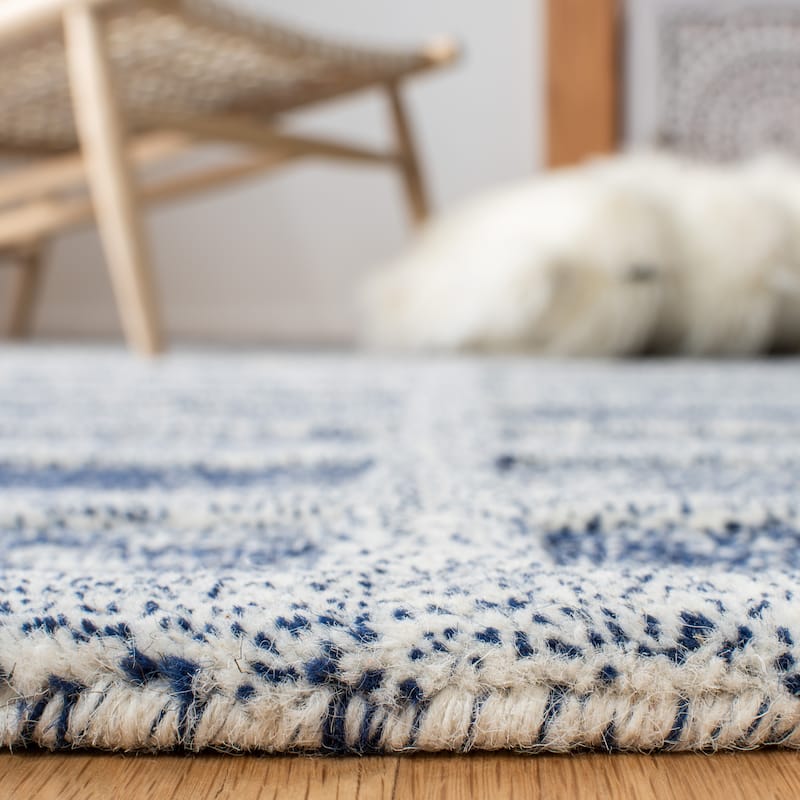 SAFAVIEH Handmade Cambridge Grischa Wool Rug