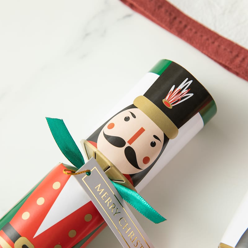 Glitzhome 8 Pack Christmas Nutcracker Party Crackers Favor Supplies with Gift Contents for Kids