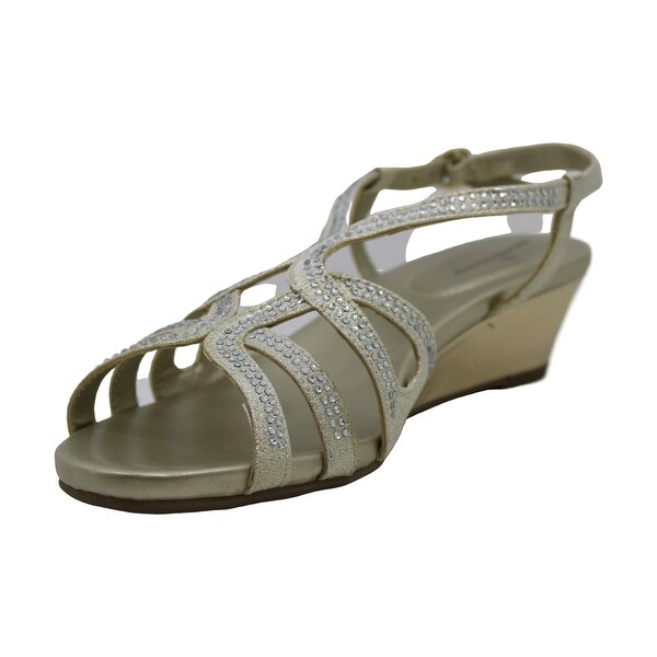 bandolino gyala wedge sandal