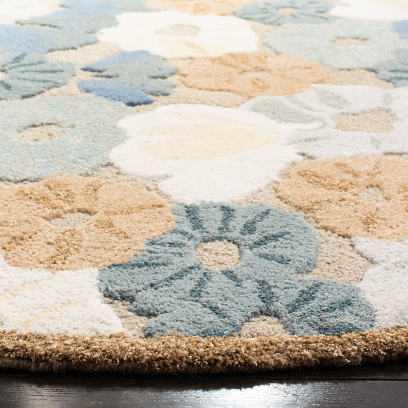Martha Stewart by SAFAVIEH Poppy Field Wool/ Viscose Rug