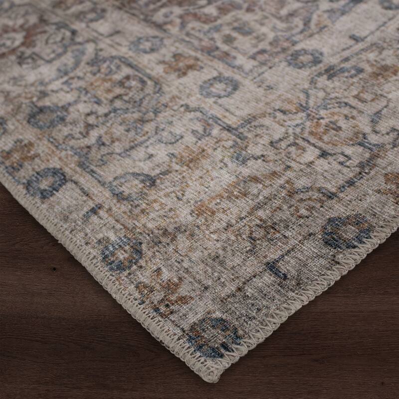 Chloe 3'3" x 4' ft Handwoven Indoor Rug, Multicolour - 3'3" x 4' ft