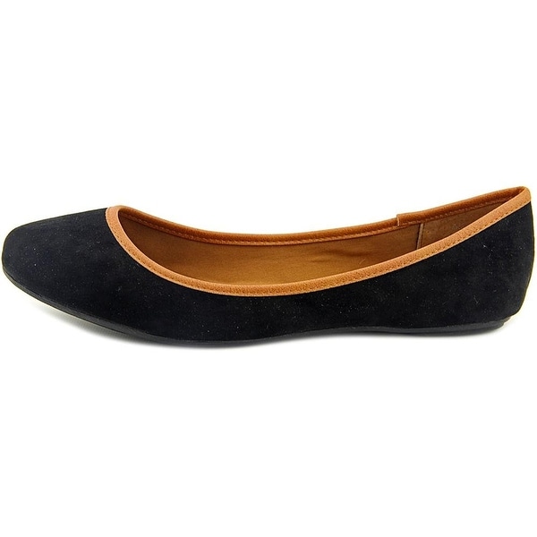 flats tan