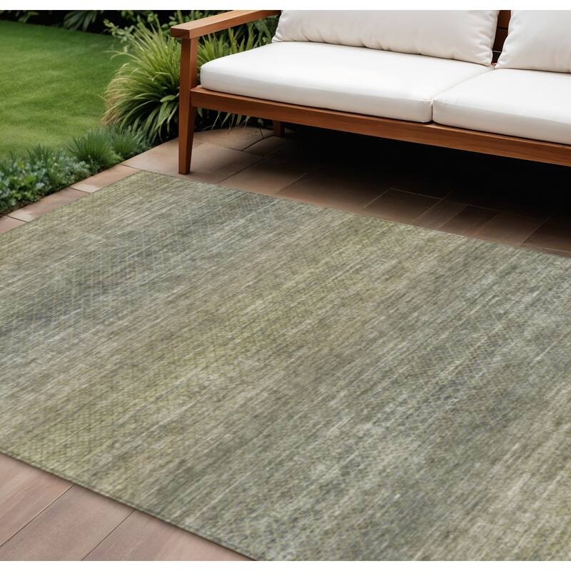 HomeRoots Geometric Transitional Rectangle Outdoor Rug - 10' X 14'