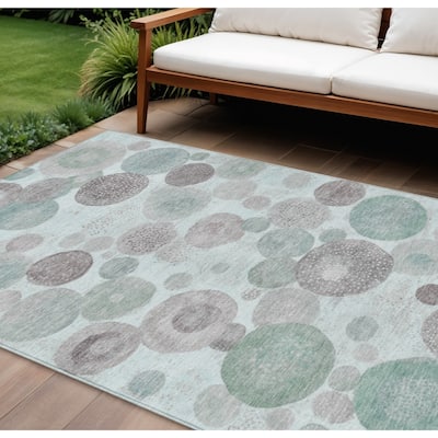 HomeRoots Geometric Transitional Rectangle Outdoor Rug