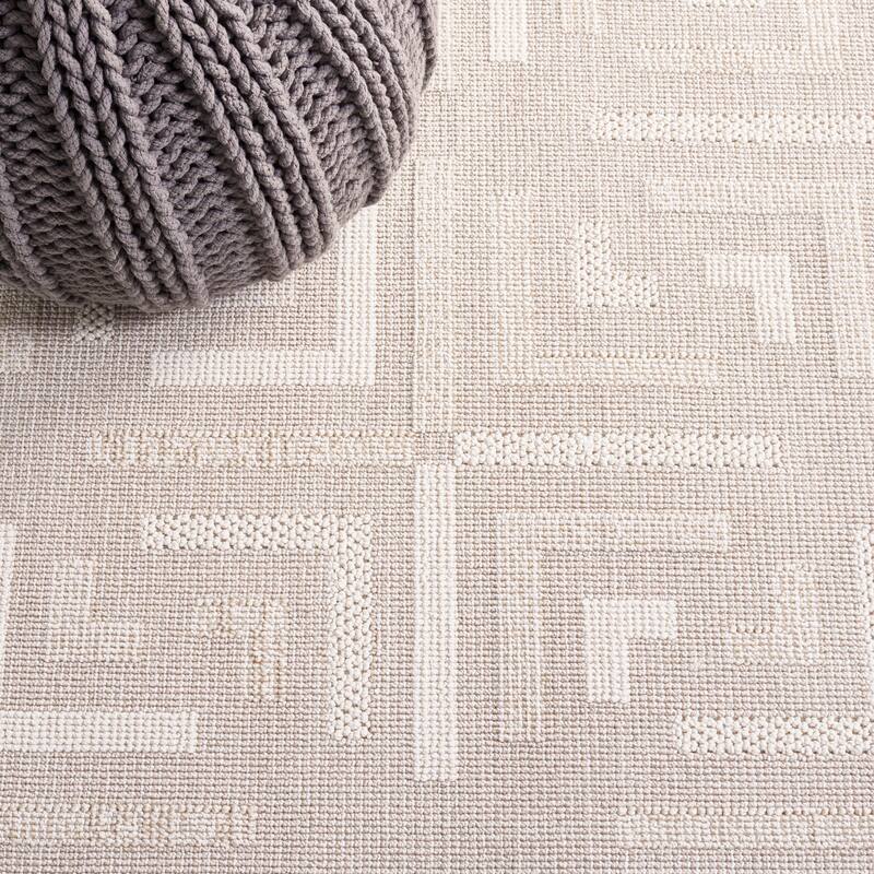 SAFAVIEH Trends Clarissa Geometric Rug