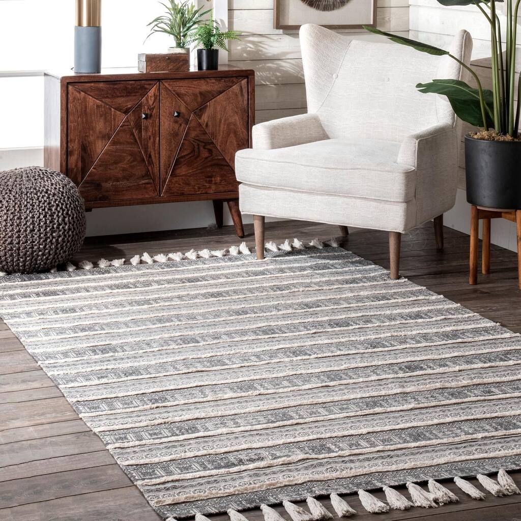 Nuloom Rasmus Greek Frieze Stripes Area Rug