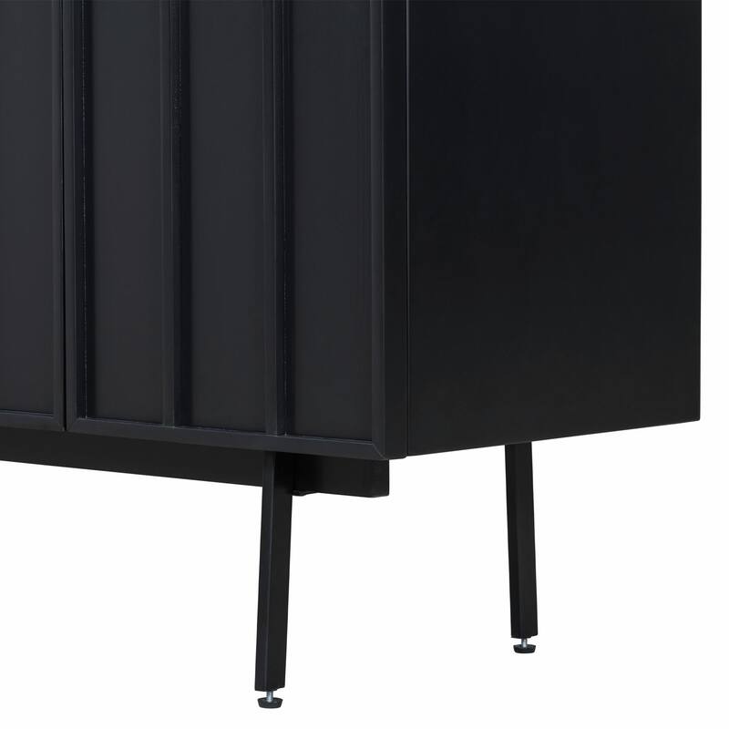 Modern Cabinet with 4 Doors