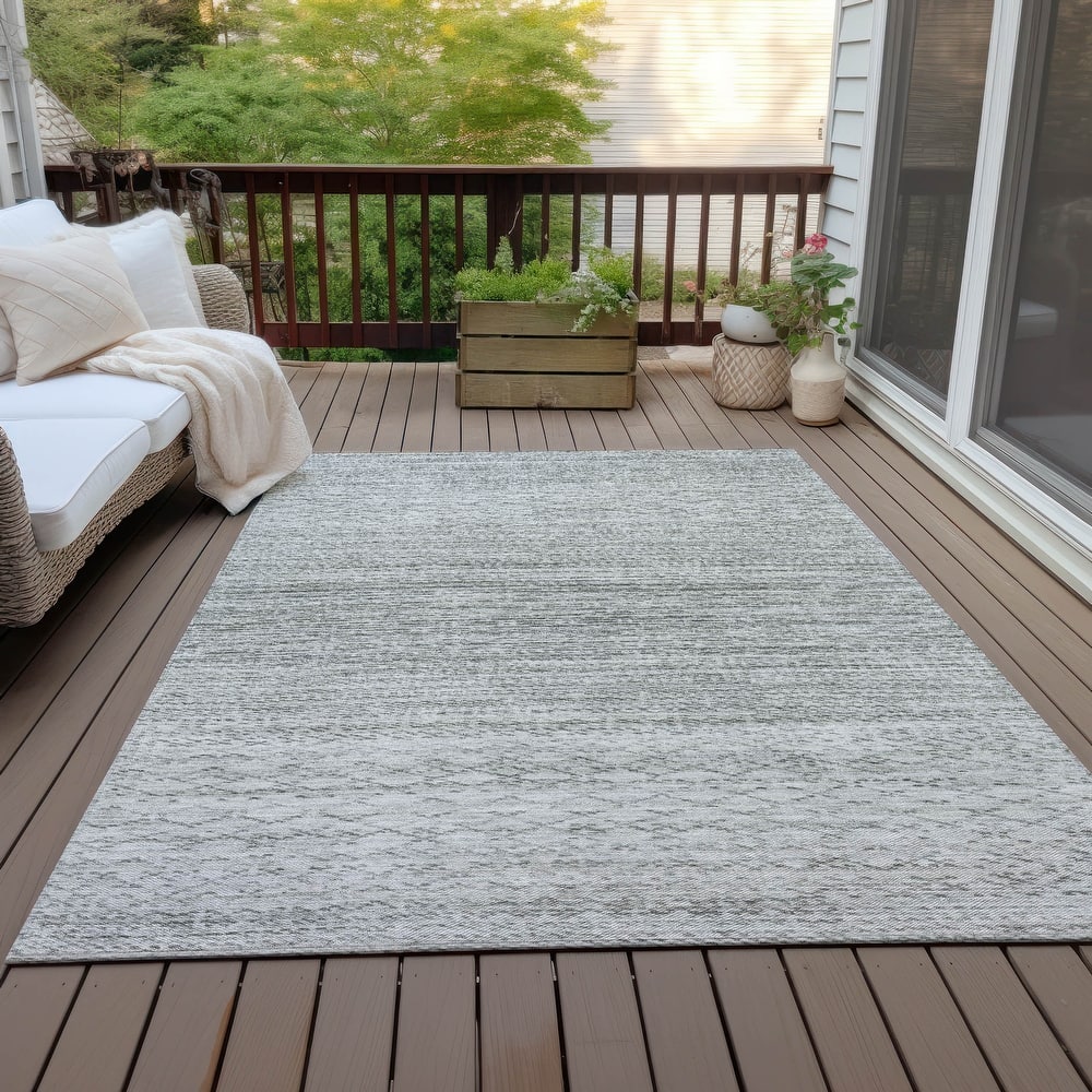Machine Washable Indoor/Outdoor Modern Trellis Chantille Rug