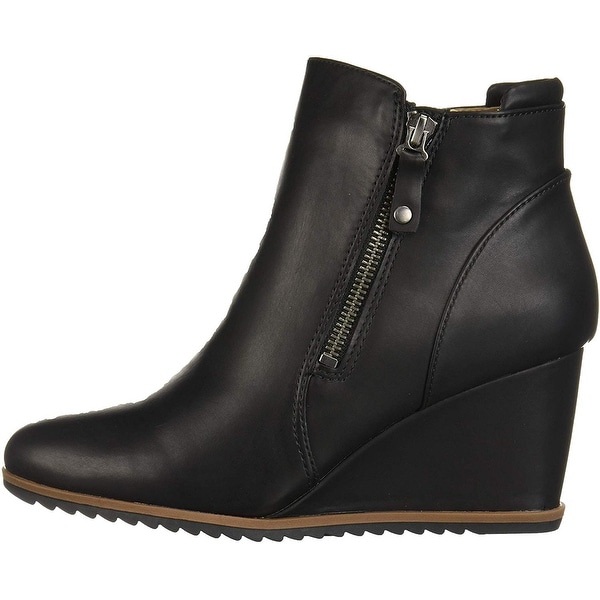 naturalizer wedge booties