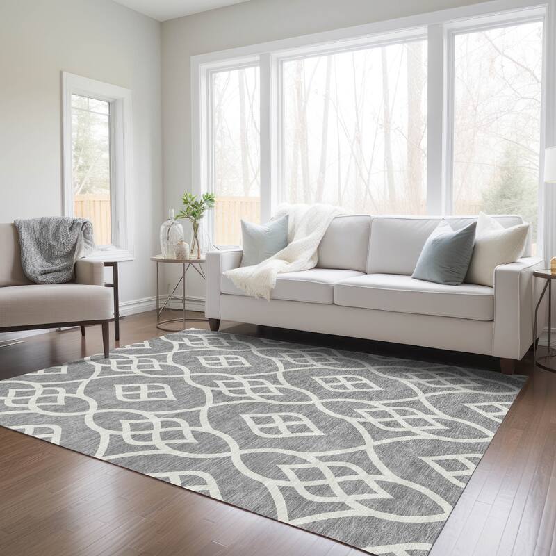 Machine Washable Indoor/ Outdoor Chantille Modern Trellis Rug