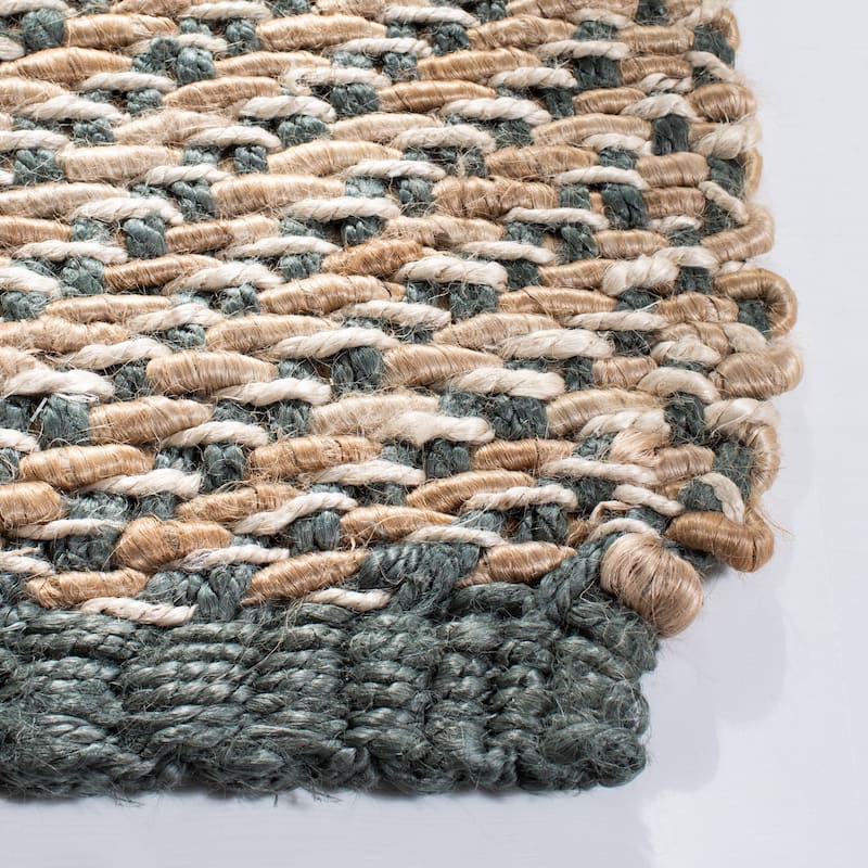 SAFAVIEH Handmade Natural Fiber Sanai Jute Rug