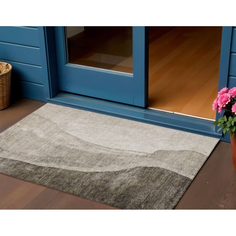 HomeRoots Abstract Transitional Rectangle Outdoor Rug - 3' x 5'