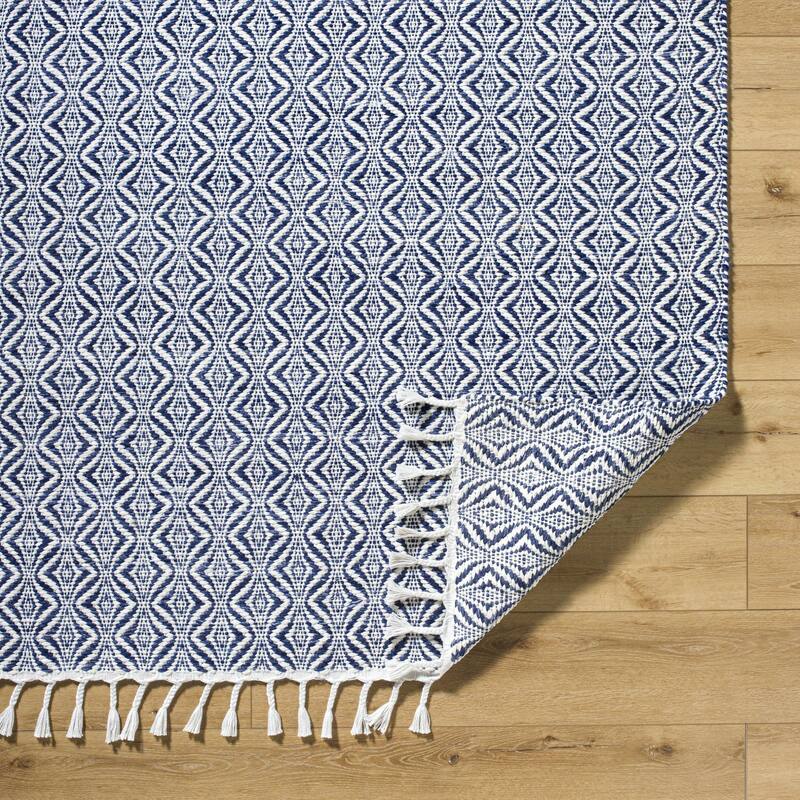 Livabliss Peony Cottage Medallion Area Rug