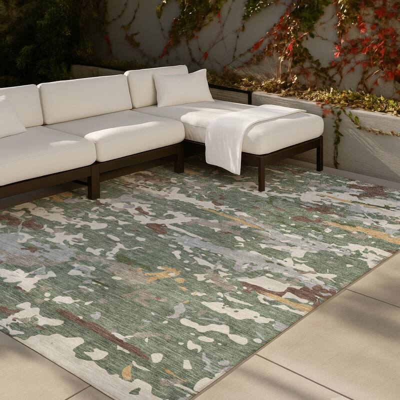 Machine Washable Indoor/ Outdoor Modern Calhan Chantille Rug