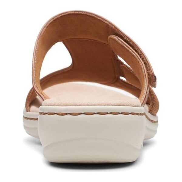 clarks leisa emily