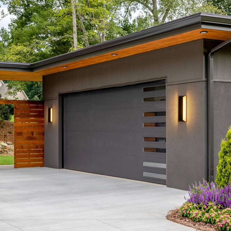 13.8" Outdoor Linear Integrated LED Wall Sconce - H13.8" x W4.7" x D3.2"