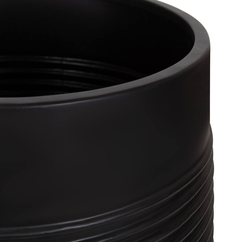 Kate and Laurel Gavri Metal Planter with Wood Stand - 11.25" Diameter
