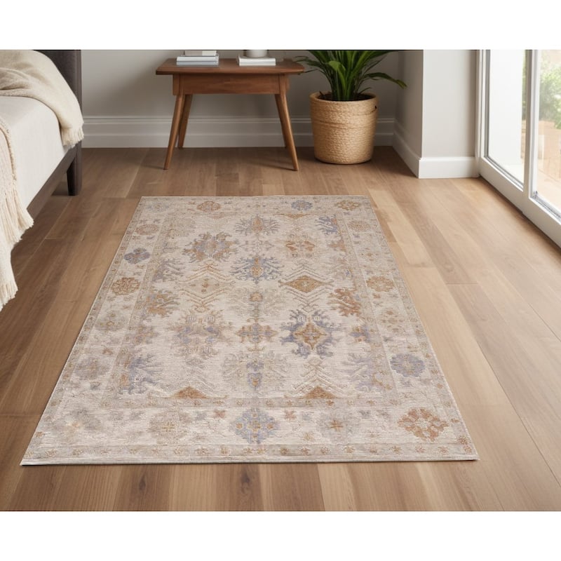 Vafa Floral Stain Resistant Durable Area Rug By HomeRoots - 4' X 6' - 4' X 6' - Cream/Onyx - Rectangle