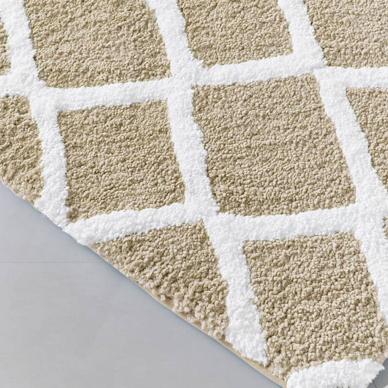 Madison Park Renu Reversible High Pile Tufted Bath Rug
