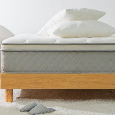 Breathable Memory Foam & Spring Mattress - Medium Firm - CertiPUR Certified