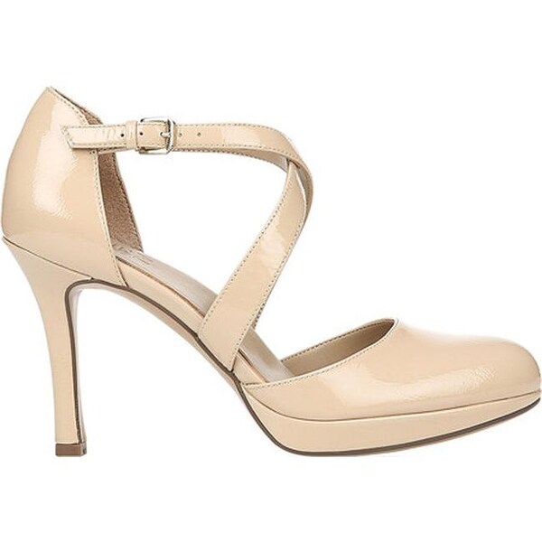 naturalizer patent leather shoes