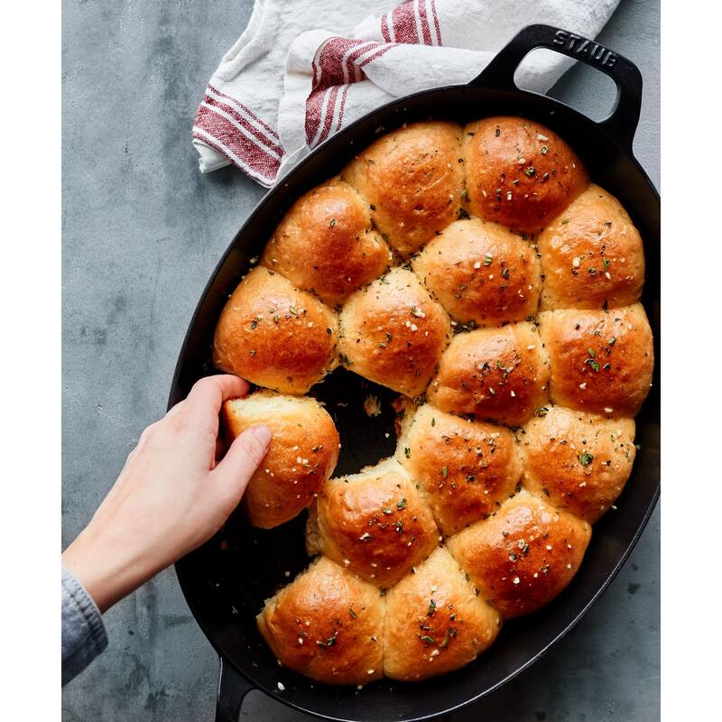 STAUB Cast Iron 14.5-inch X 11.2-inch Oval Baking Dish