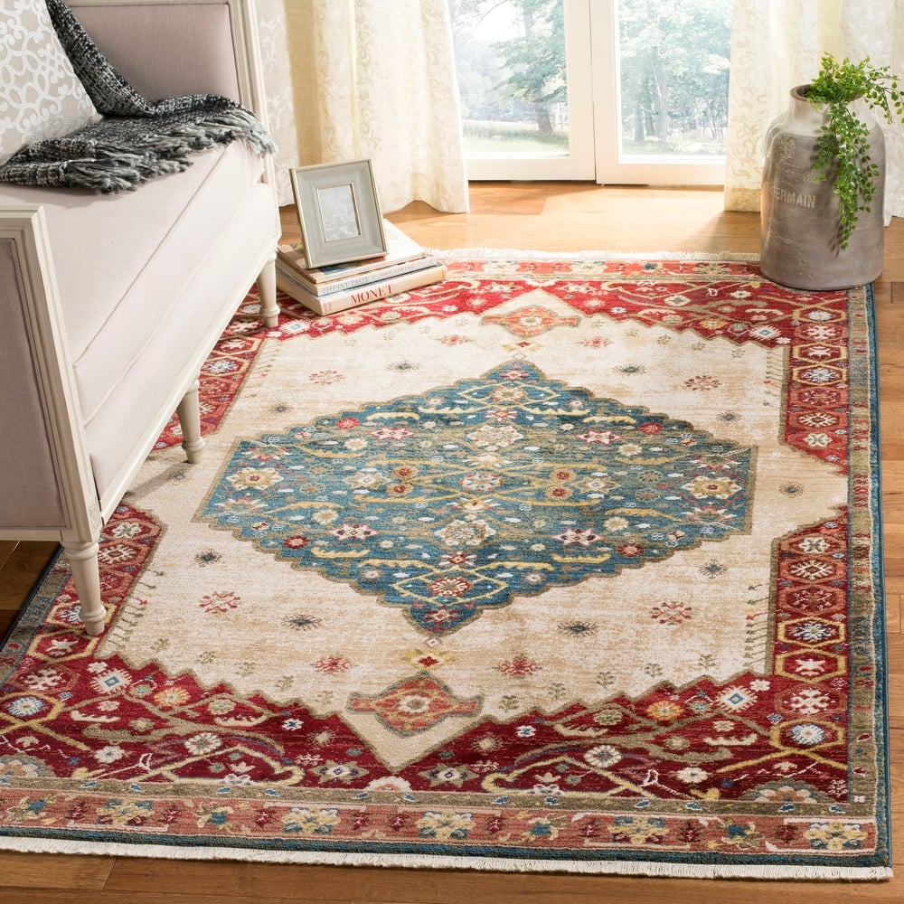 SAFAVIEH Kashan Candice Oriental Rug with Fringe