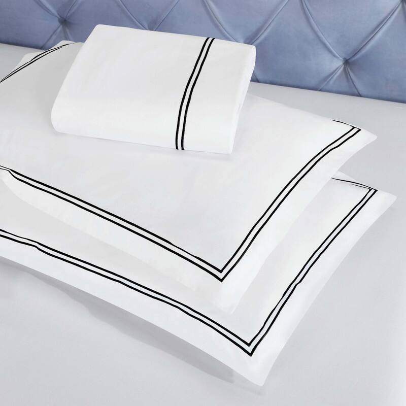 Superior Fieldstone Cotton Two-Line Embroidered Duvet Cover Set
