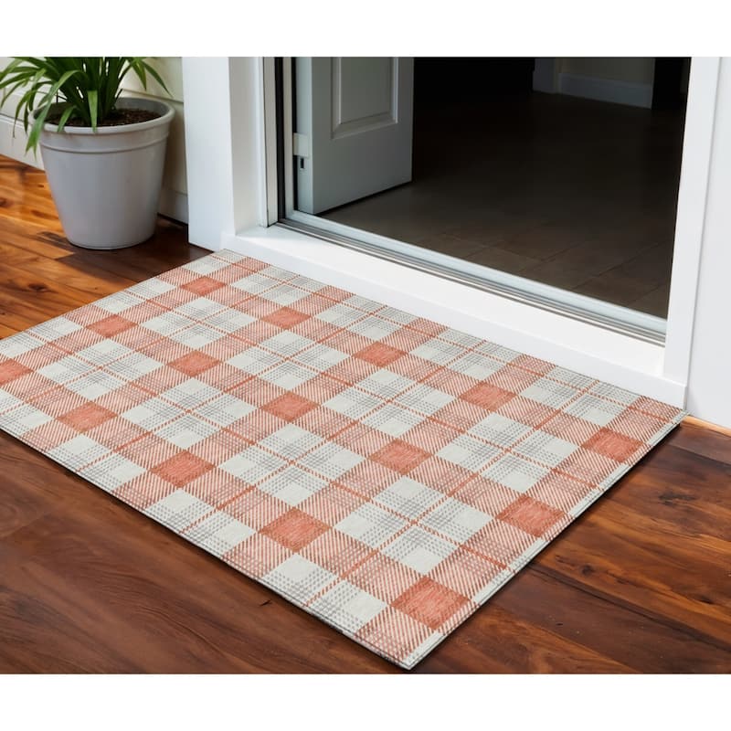 HomeRoots Plaid Transitional Rectangle Outdoor Rug - 3' x 5'