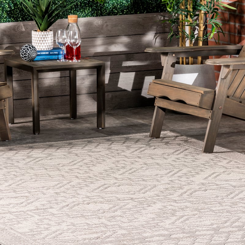Nuloom Cari Moroccan Tribal Indoor/Outdoor Area Rug