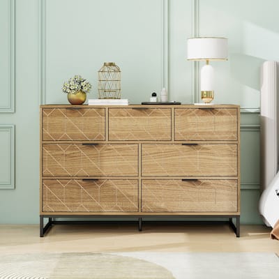 Modern 7 Drawer Dresser Wood Storage Cabinet for Bedroom