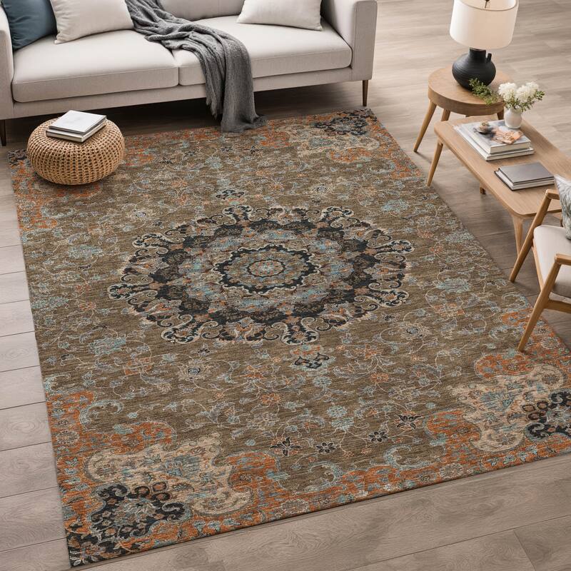 Machine Washable Indoor/ Outdoor Traditional Awaka Chantille Rug