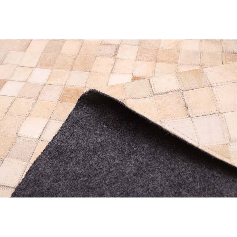 ECARPETGALLERY Handmade Cowhide Patchwork Beige, Tan Leather Rug - 7' x 7'