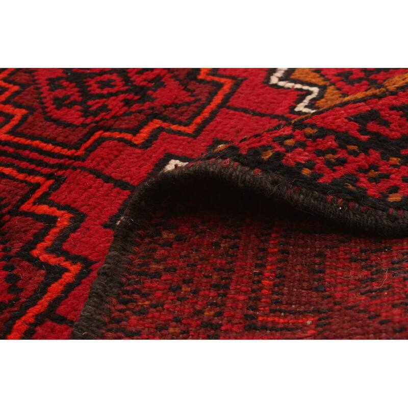 Hand-knotted Akhjah Red Wool Rug - 3'4" x 5'2"/3'4 x 5'2