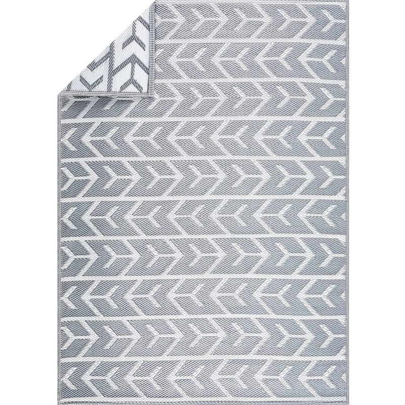 Amsterdam Lightweight Reversible Recycled Plastic Outdoor Floor Mat - 5'x7' - Gray&White