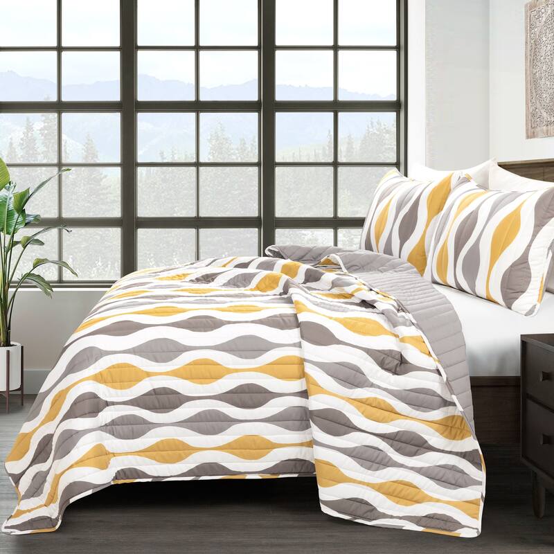 Lush Decor Mid Century Geo 3 Piece Quilt Set