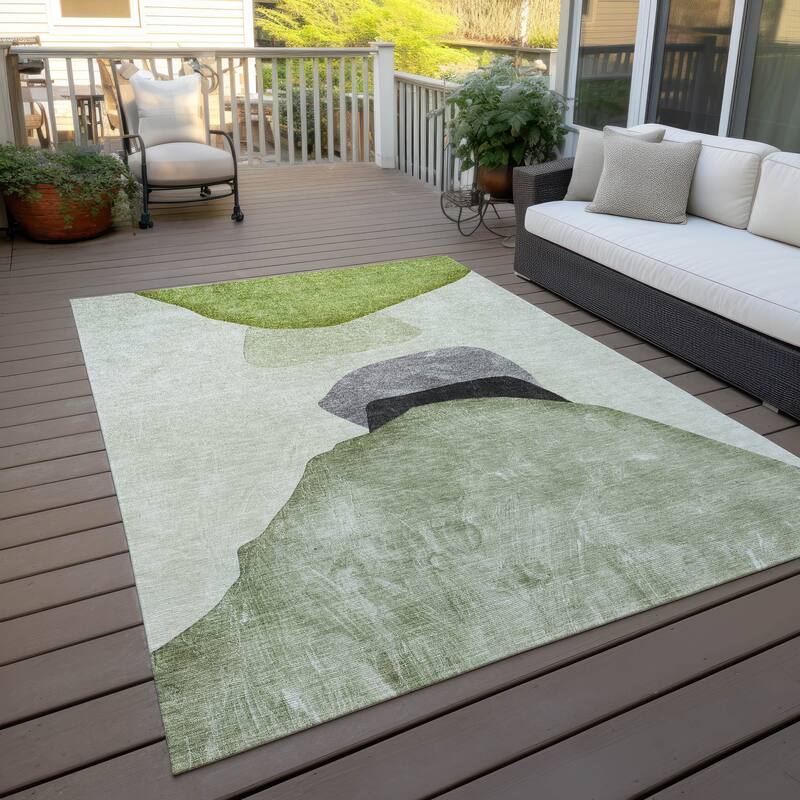 Machine Washable Indoor/ Outdoor Modern Abstract Chantille Rug